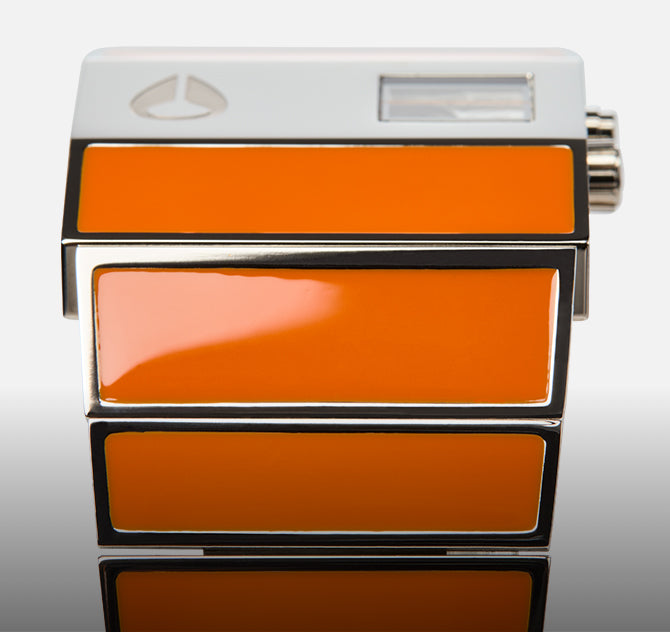 Close up view of the Nixon Rotolog