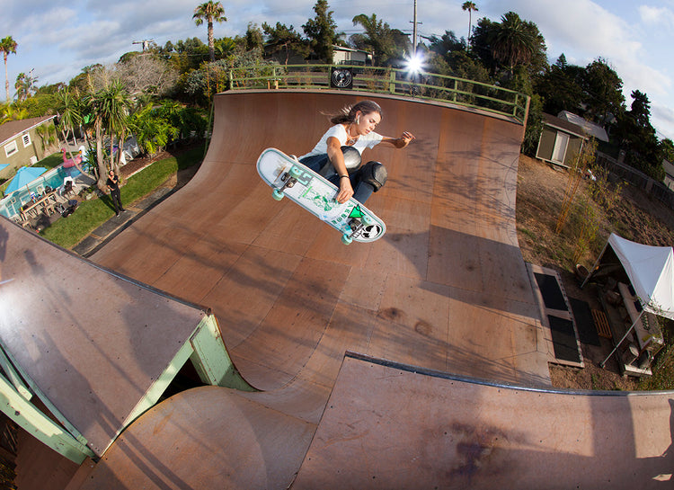 Skateboarder Amelia Brodka skateboarding a pipe