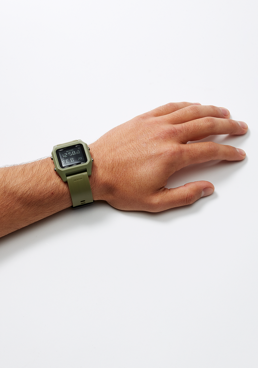 NIXON デジタル腕時計 オリーブグリーン ニクソン nixon 腕時計