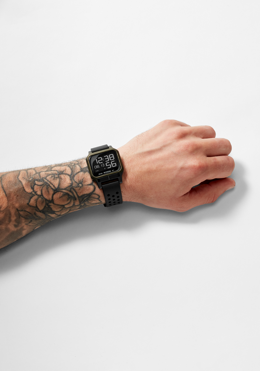 Heat Watch | Surplus | Digital – Nixon US Heat Watch | Surplus | Digital – Nixon US