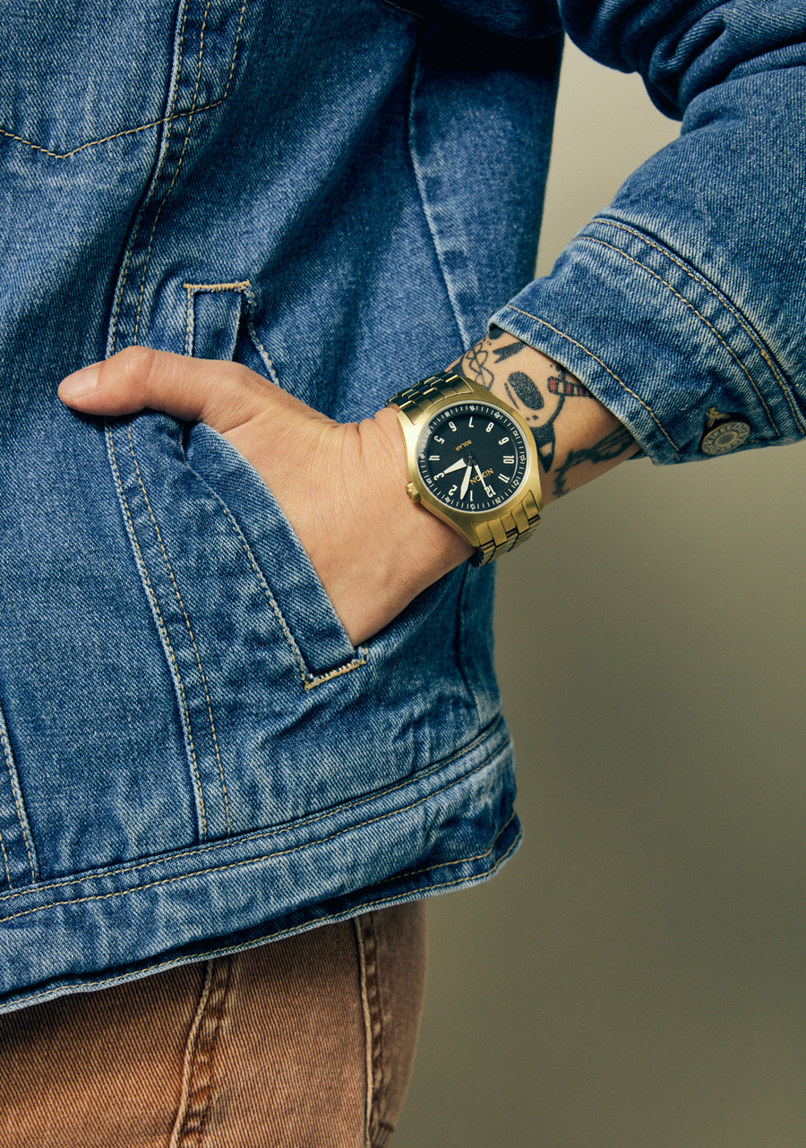 Echo 38 Watch | Gold / Black | Stainless Steel Solar Watch – Nixon US Echo 38 Watch | Gold / Black | Stainless Steel Solar Watch – Nixon US