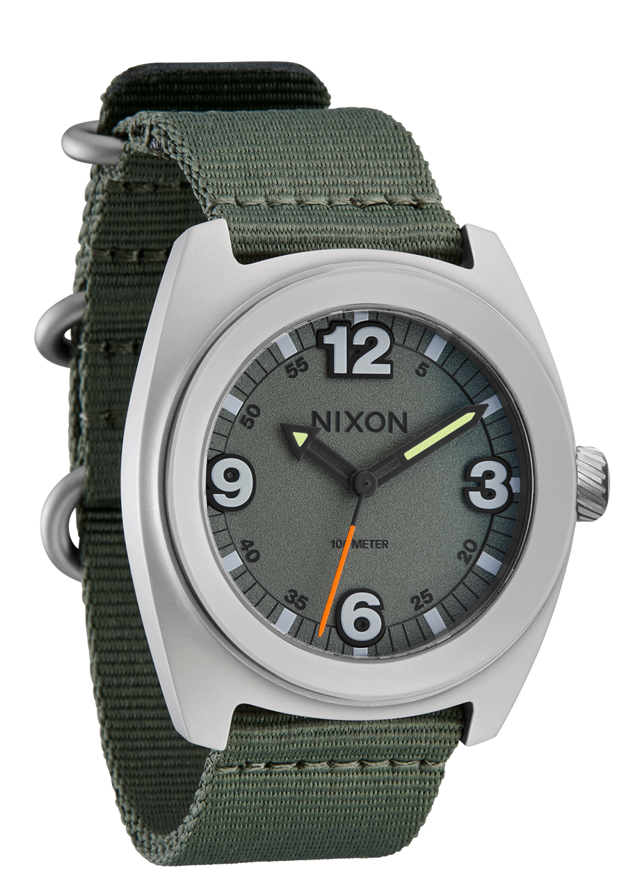 Clutch 42 | Matte Silver / Thyme | 42mm Analog Watch – Nixon US