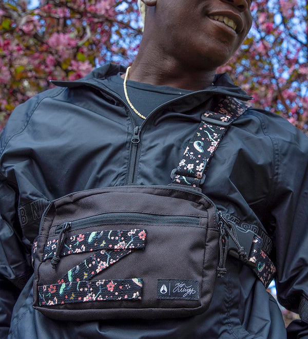 Bandit Bag | Night Blossom | Zion Wright Collection – Nixon US Bandit Bag | Night Blossom | Zion Wright Collection – Nixon US