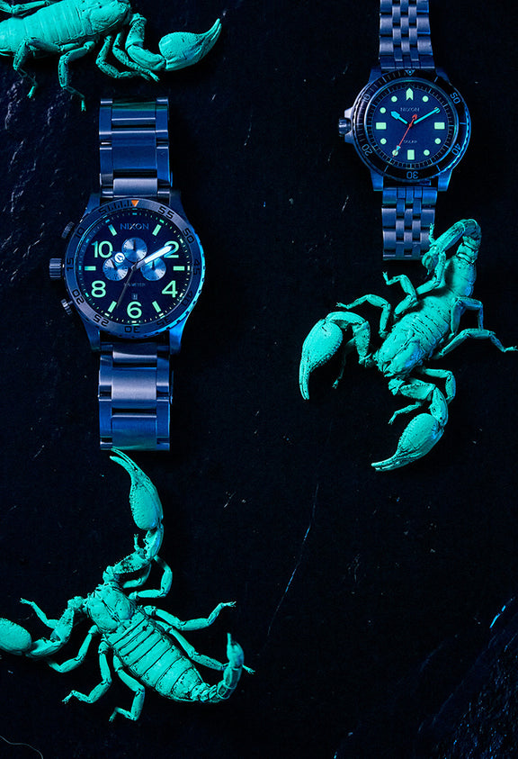 Nixon newton analog shop watch